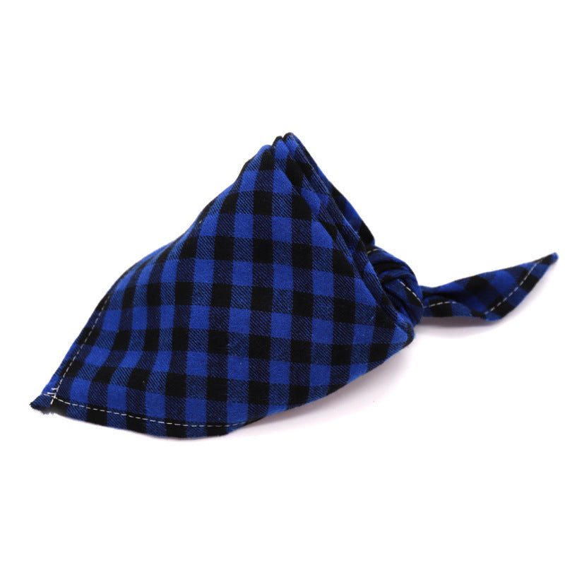 Cotton flannel baby plaid to increase triangle scarf Cotton flannel baby plaid to increase triangle scarf